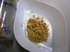 Wheat lignin prepared with alkali process.