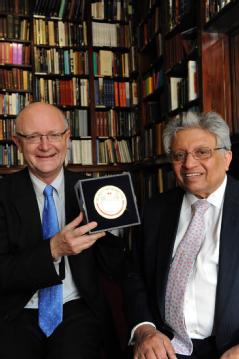 Professor Nigel Thrift, Vice-Chancellor of the University of Warwick and Professor Lord Kumar Bhattacharyya, Director and founder of WMG, with the Queen’s Anniversary Prize Medal