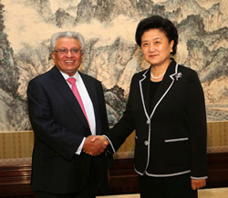 WMG’s Chairman and founder, Professor Lord Bhattacharyya meets State Councillor Liu Yandong in Beijing 