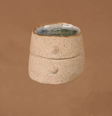 Lidded Pinch Pot by Rosemary Wren