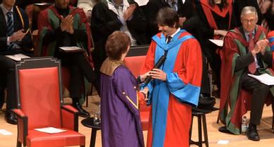 Professor Brian Cox receives his honorary degree from the University of Warwick.