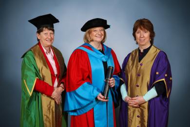 Dame Fiona Kendrick DBE receives her honorary degree.